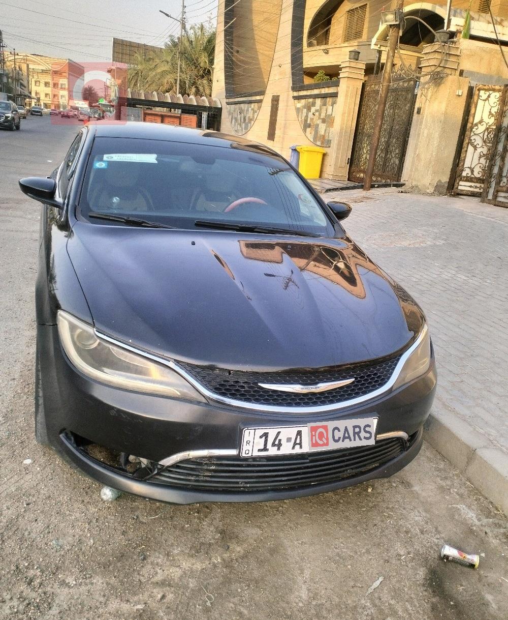 Chrysler 200